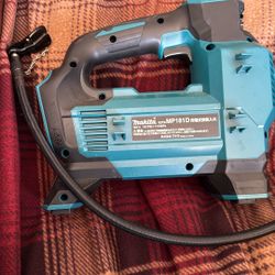 Makita Inflator 18 MP181D 