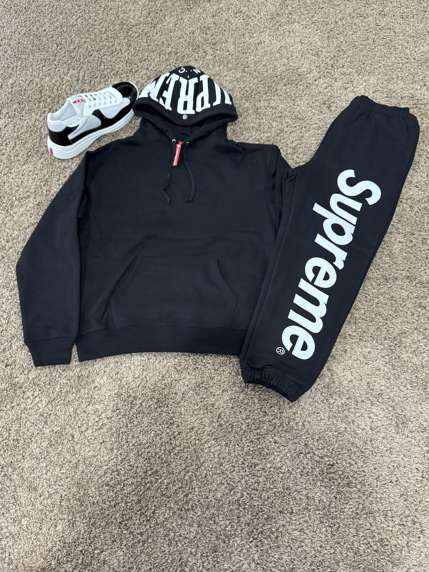 Supreme Hoodie