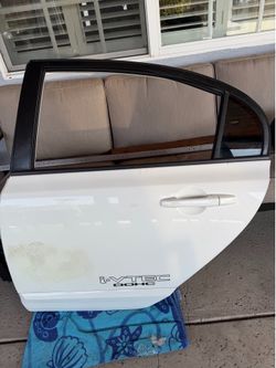 Honda Civic 06-11 rear left driver side door