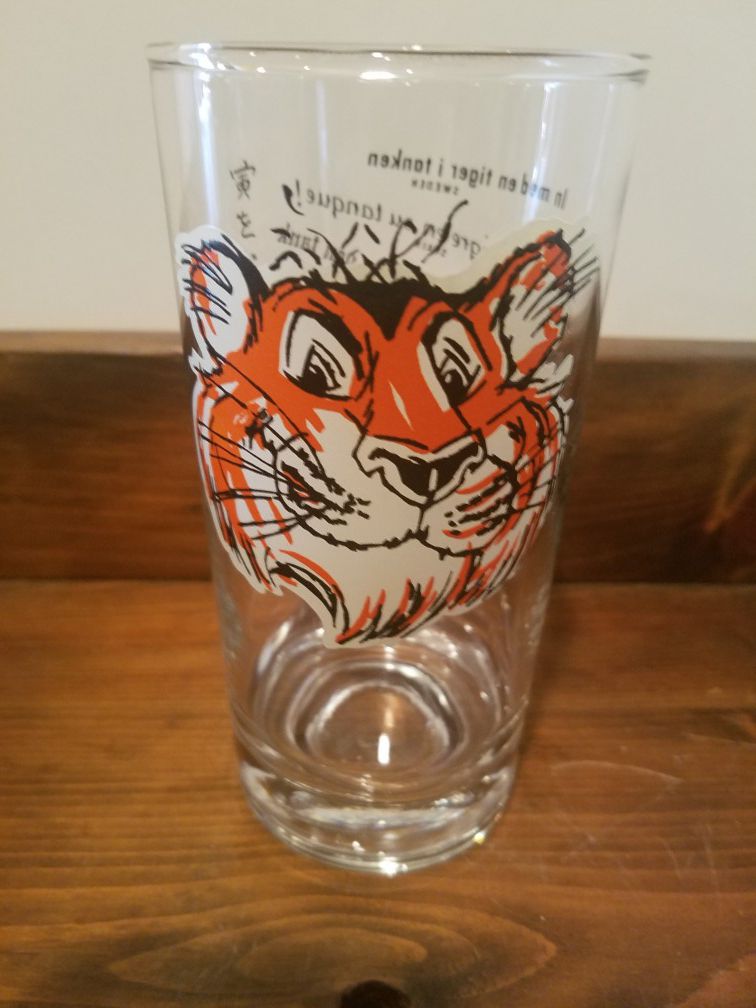 Vintage Tony the Tiger collectible drinking glass