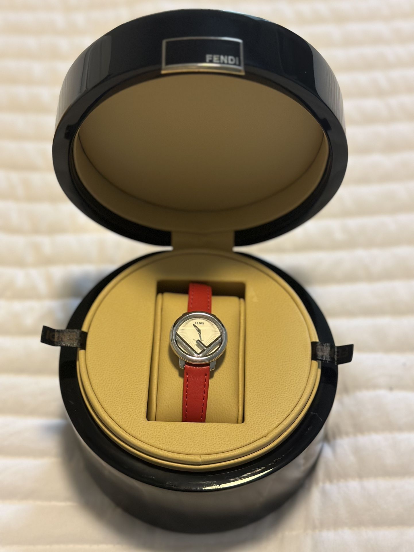 Fendi Runway Women’s Watch,All Products : American Fashion Style Bags On Sale