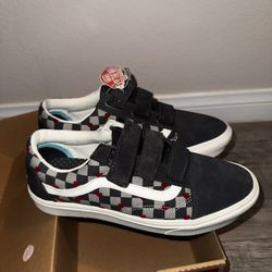 Vans Comfycush old skool (Autism awareness) Men’s 9.0