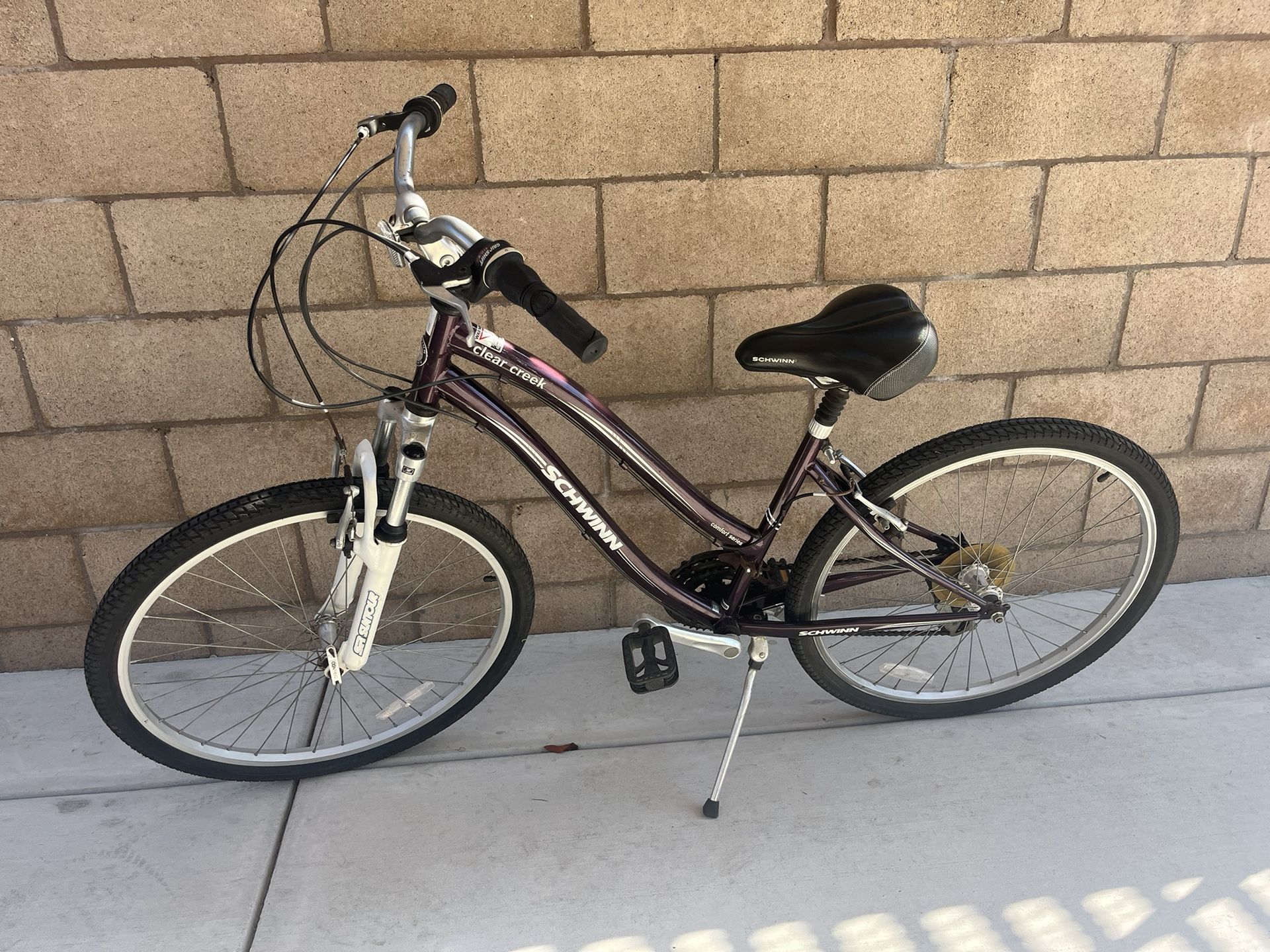 SCHWINN Clear Creek