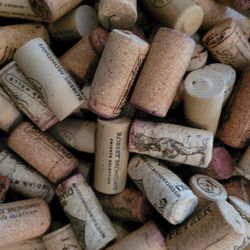 384 Wine Corks