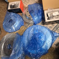 Break Pads and Brake Disks for Subaru Forester 2019