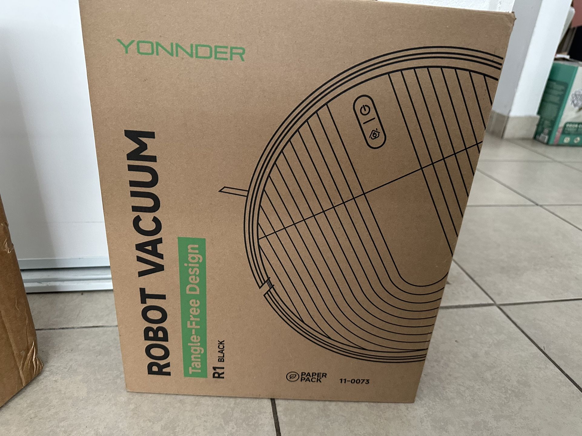 Robot Vacuum Yonnder