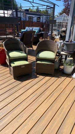 Deck chairs