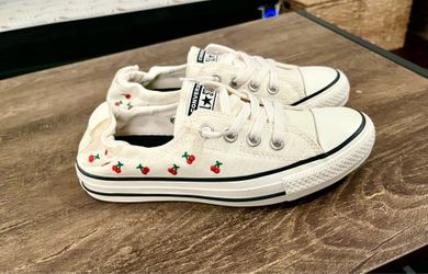 Converse cherry sneakers W7
