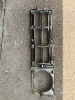 1975 Ford F250 Grill