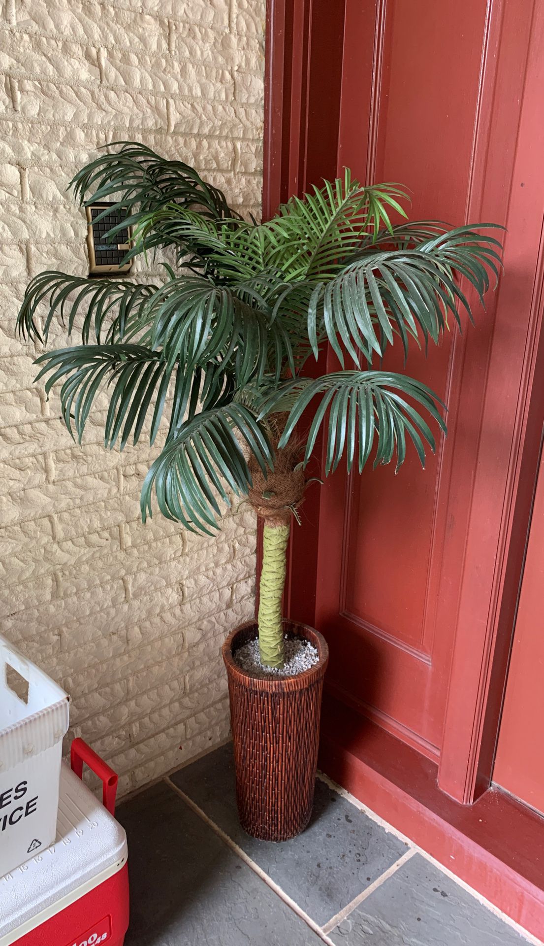 Fake palm tree plant decoration life size