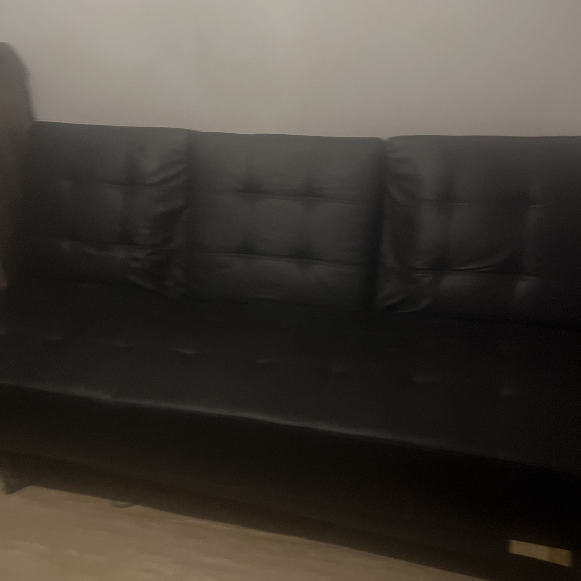 Black Futon