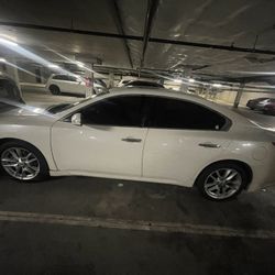 2010 Nissan Maxima