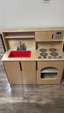 Play Kitchen