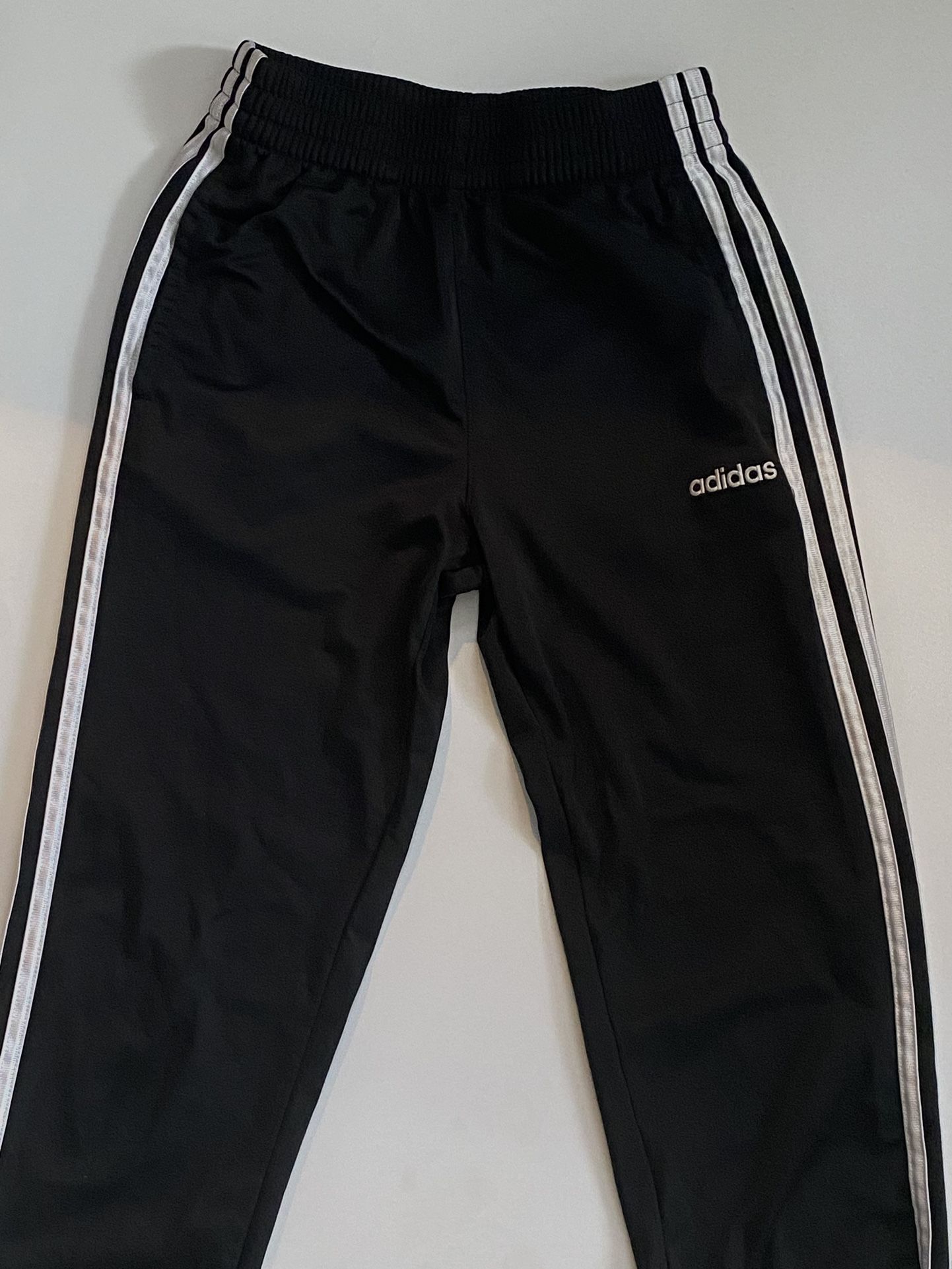 Adidas black sweat’s