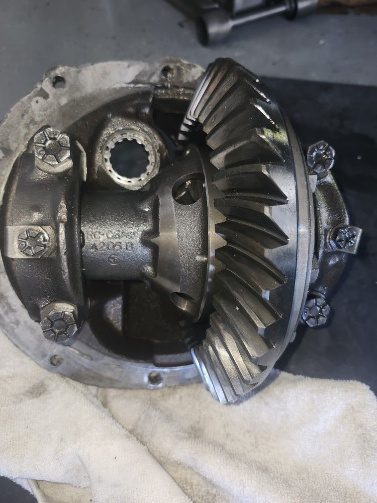 9" Ford Trac Lock differential