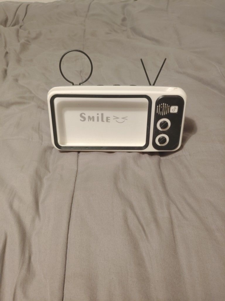 ANTIQUE TV PHONE HOLDER 