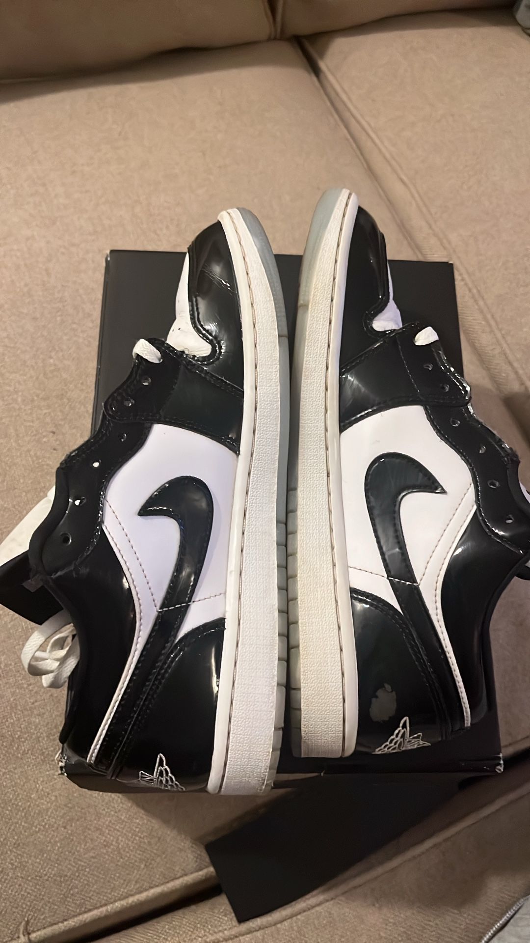 Jordan 1 Low Concord As Sz9 Used With Box And Receipt And Jordan 5 Unc Sz 10 Used No Box