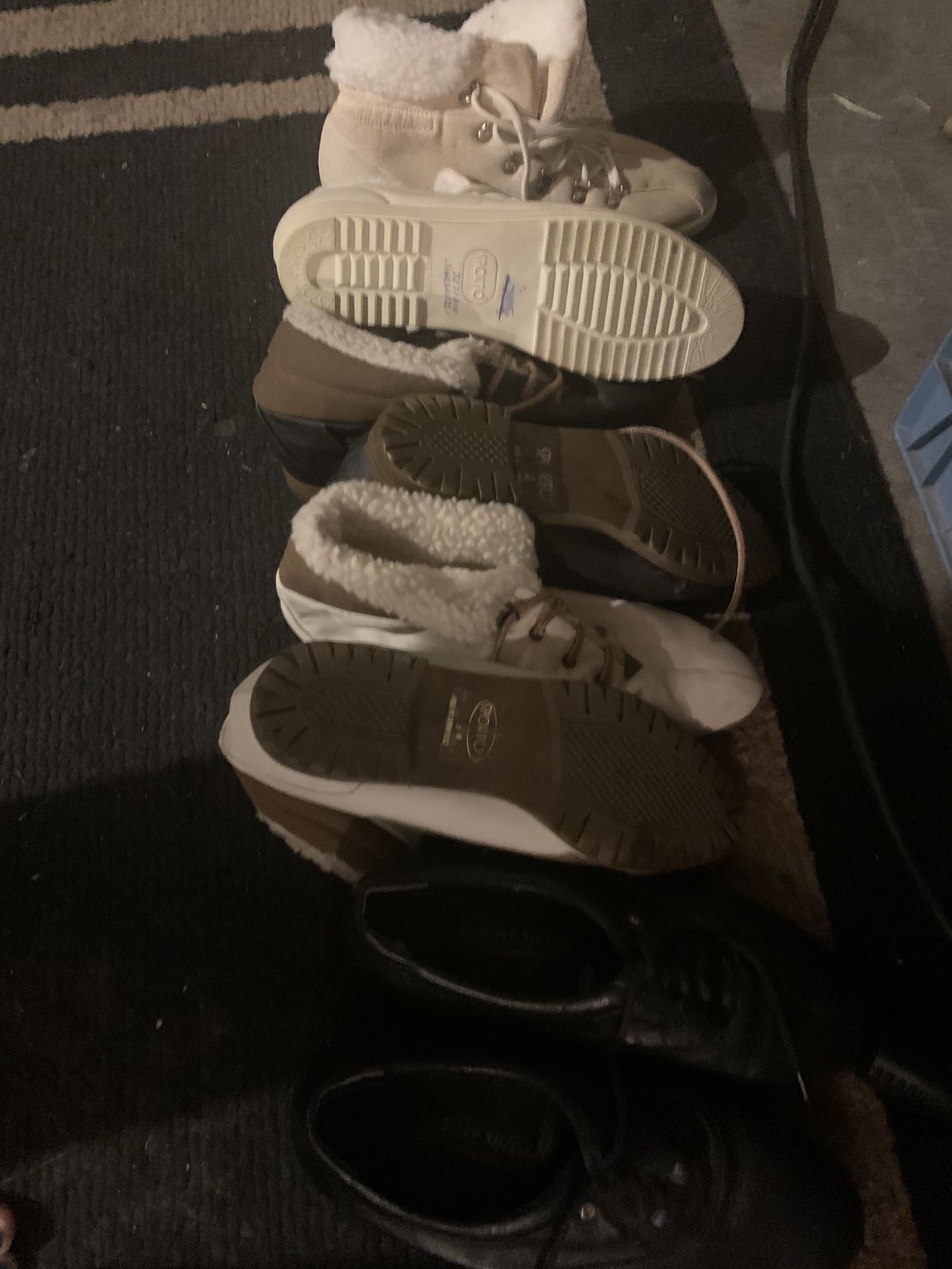 Snow Shoes/boots Sports size 9