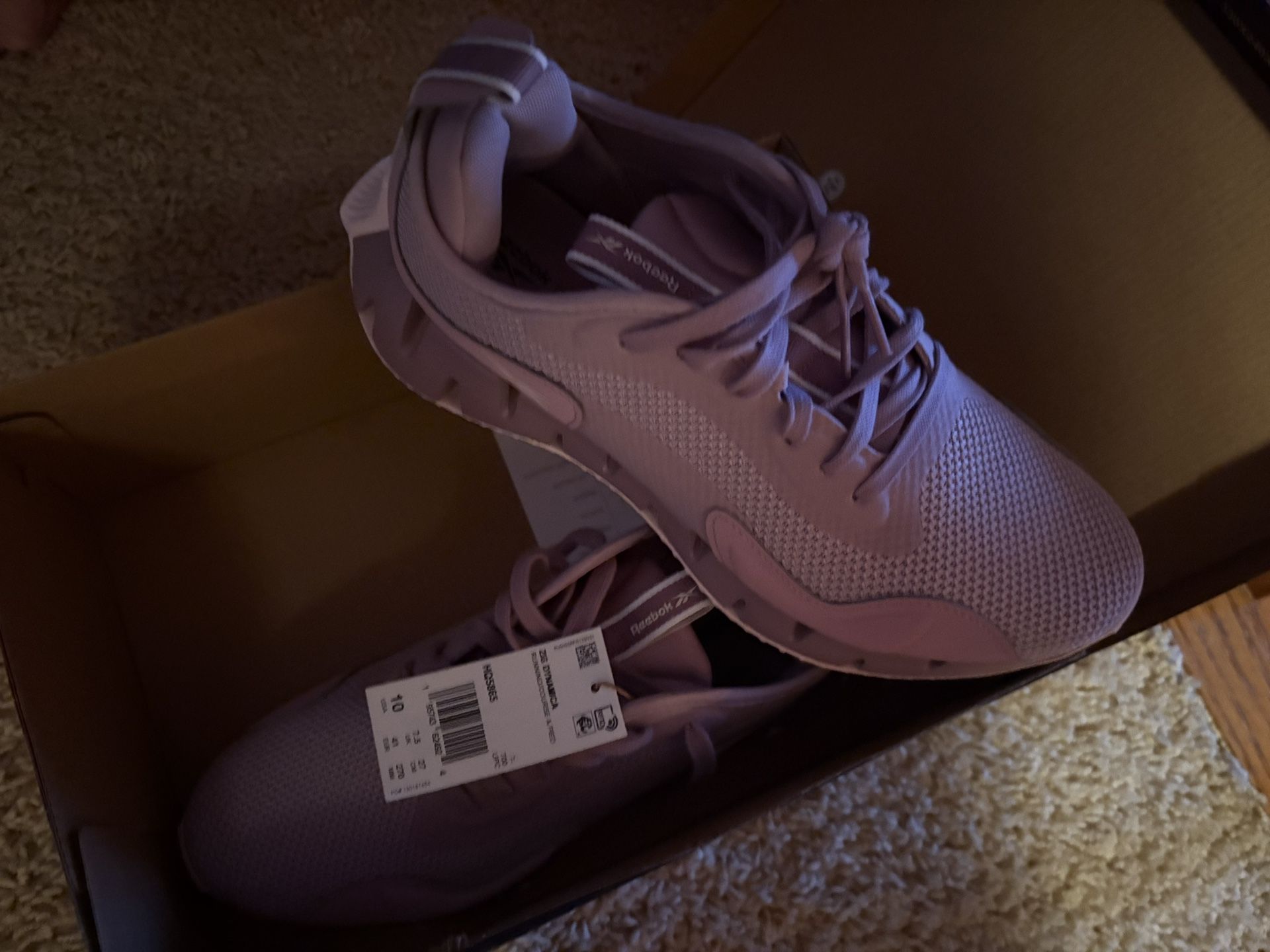 Reebok Women’s Shoes (size 10 Women’s)