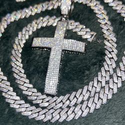 Moissanite Cuban Link 