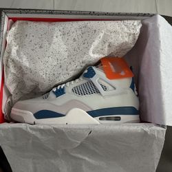 Air Jordan 4 Military Blue 