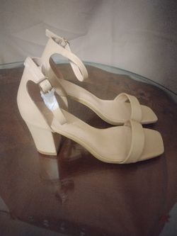 Square Toe Strappy Sandles - Nude sz. 8 - $10