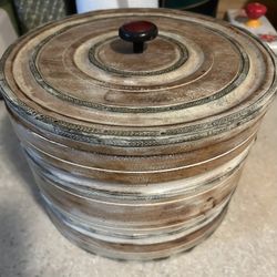 Distressed wooden storage with lid. Read Description