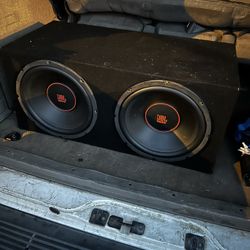 JBL Dual 12” Subwoofer System 1000W + Soundstream BX-10 Bass Controller – Complete Setup