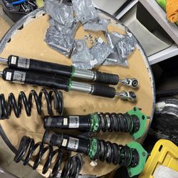 Rev9 Hyper Street II Coilovers Honda Civic (16-25) 32 Way Adjustable with Front Camber Plate