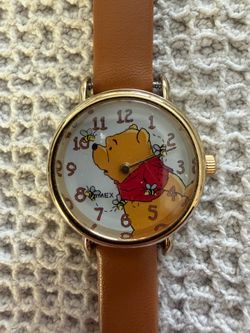 Vintage Timex Winnie the Pooh Rotating Bees Watch