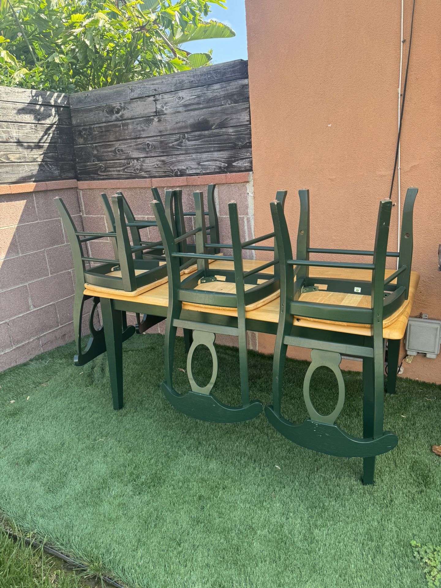 Dinning Table
