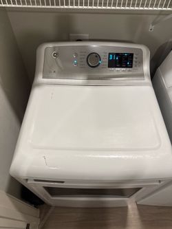 Selling Washer and Dryer Set