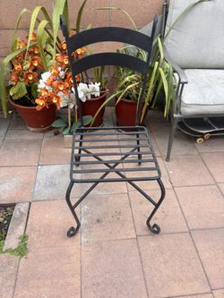 Single Outdoor Chair