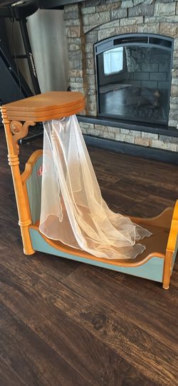 American Girl canopy bed “Cecile”