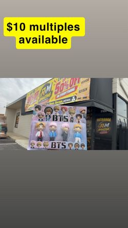 BTS Collectible Figure Set