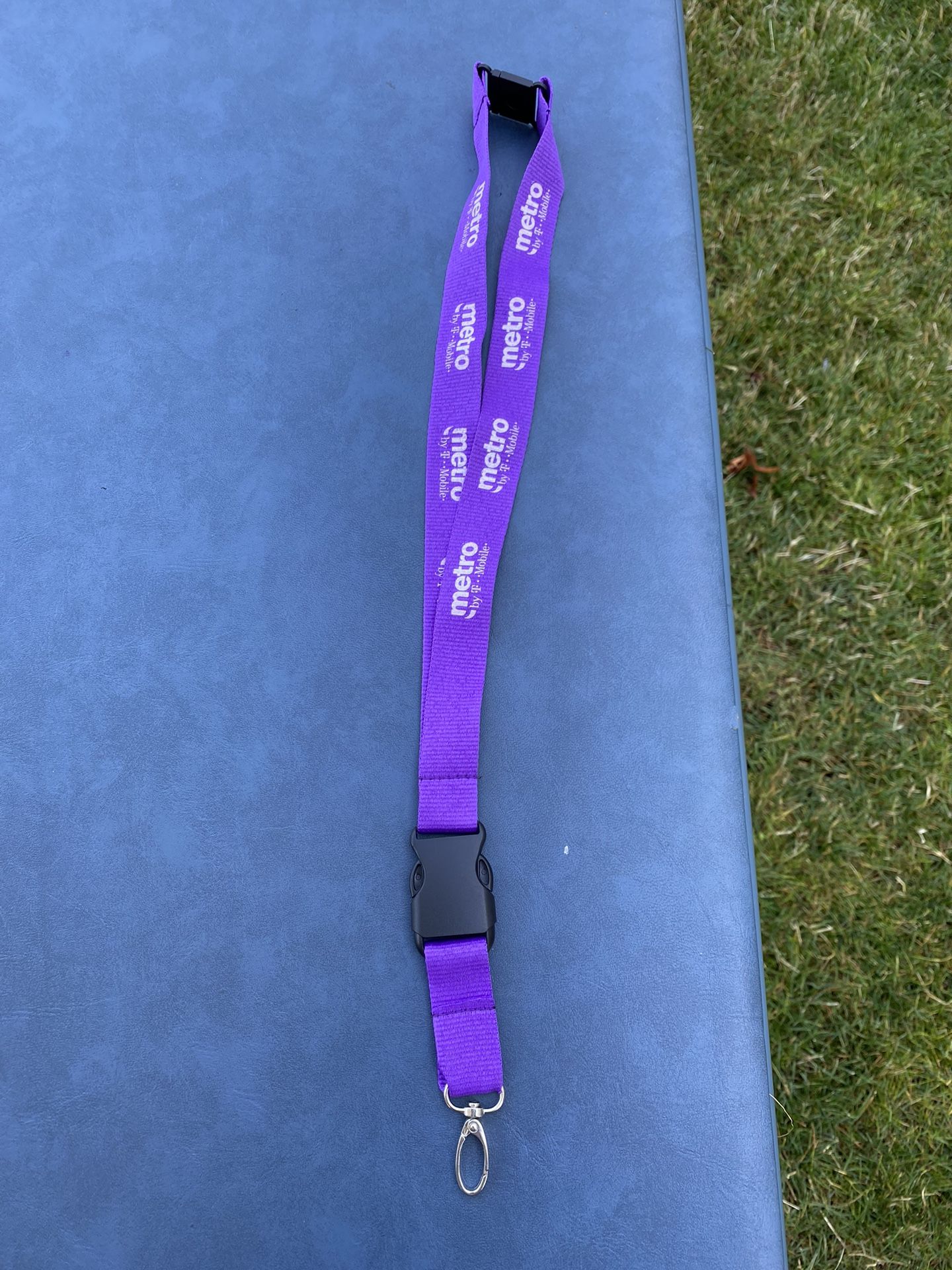 Purple Metro by T-Mobile keychain