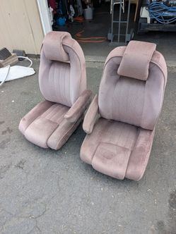 RV or van captains chairs