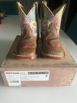 Size 2 Baby🔥 Girl Leather🔥 Ropers - 410 & Vance Jackson Area