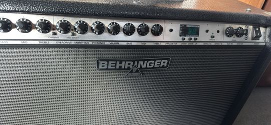 Behringer Ultratwin GX212 Guitar Amplifier