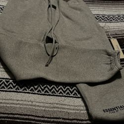 Essentials, Size medium, Men Dark-oatmeal