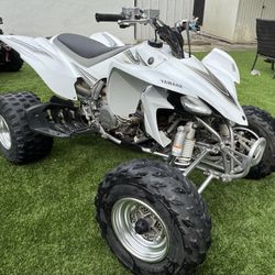 Yamaha YFZ450 in very good condition