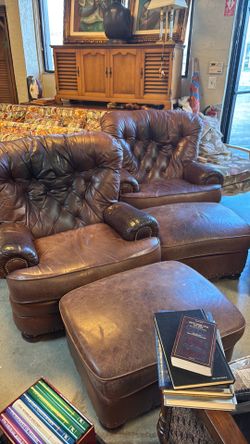 Leather chair set lane