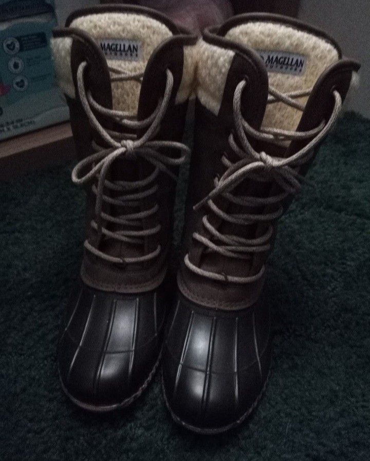 Magellan Womens Boots Size 9
