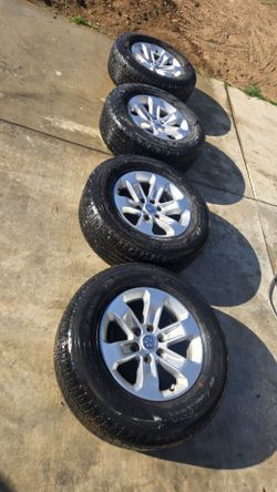 275/65r/r18 tires and rims.