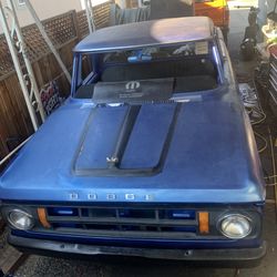 1969 Dodge D100 Custom Sweptline 