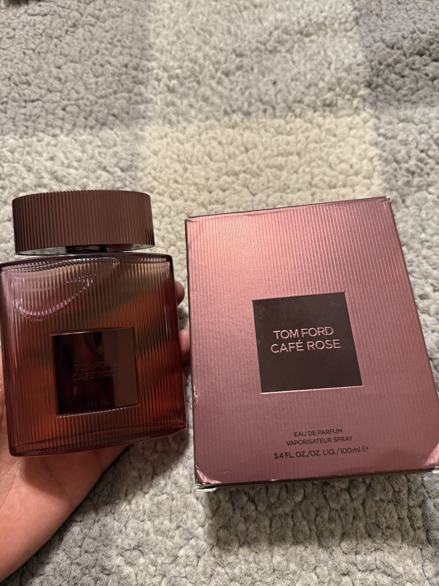 TOM FORD CAFE ROSE Perfume