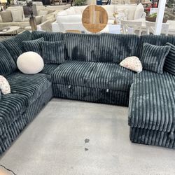 U SHAPE CORDUROY SECTIONAL W STORAGE CHAISE &ULL OUT BED DIFFERENT COLORS AVAILABLE)