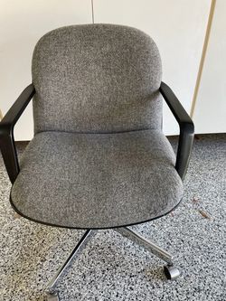 2 -Desk/office chairs