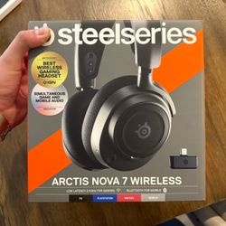 SteelSeries Arctis Nova 7 Wireless
