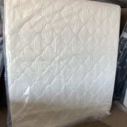 Brand New King Size Plush Mattress